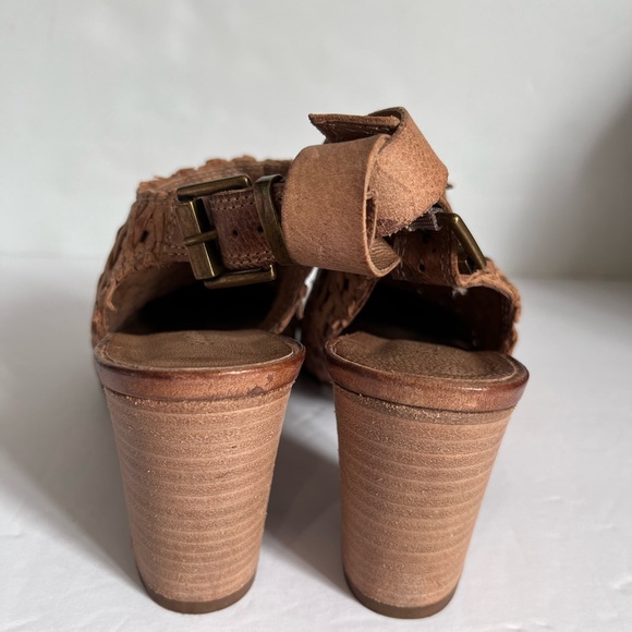 Sundance Basketweave Woven Leather Tan Sling Back 2.5” Block‎ Heel EUR 36 | US 6 - Picture 4 of 8